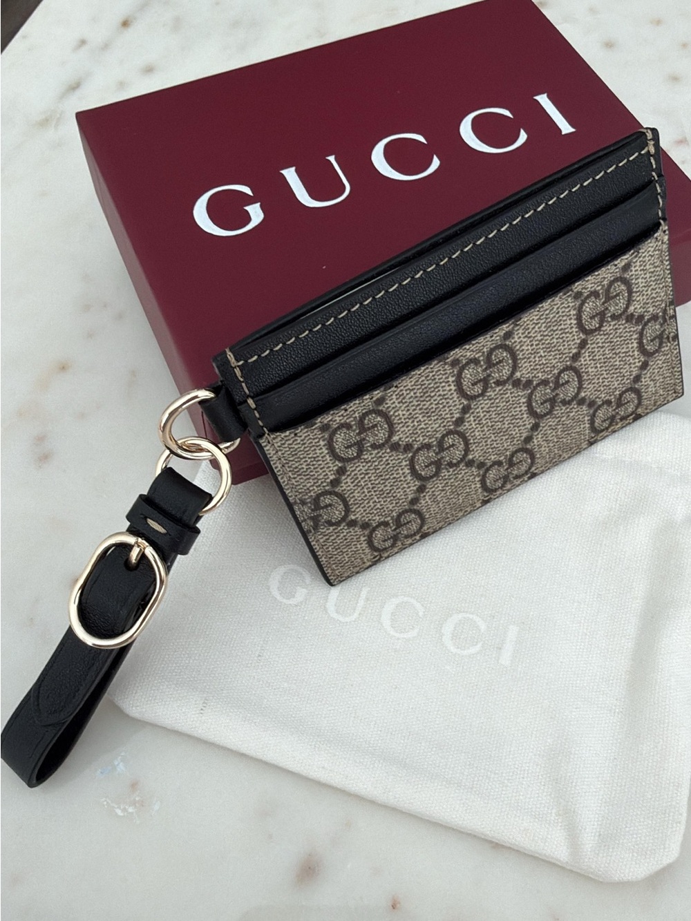Gucci Beige & Brown GG Supreme Card Holder - Picture 4 of 4